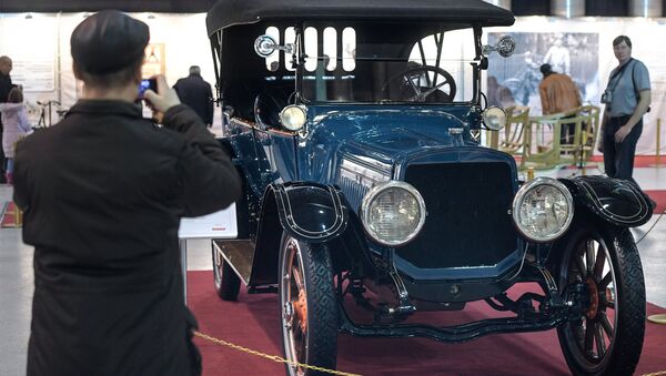 Автомобиль Lozier Type 77 (1912 г.) на выставке старинных автомобилей Первые моторы России
