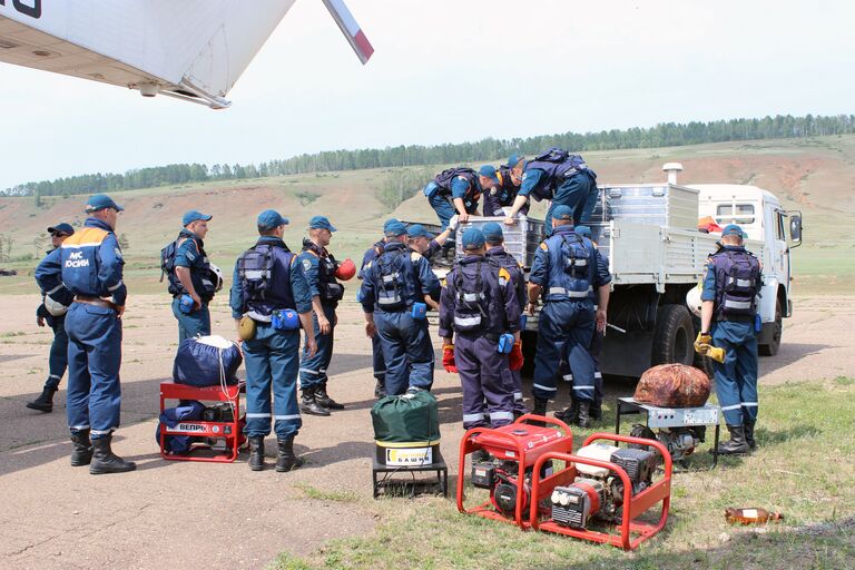 Поиск пропавшего в Иркутской области самолета Ил-76 МЧС России