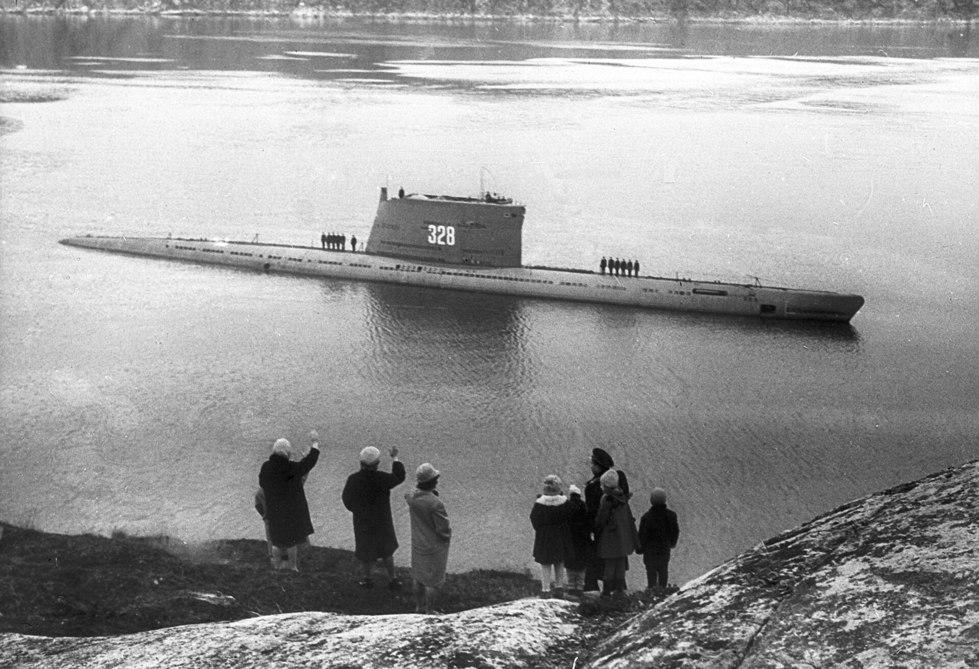 Подводная лодка Краснознаменного Северного флота вернулась из длительного похода - РИА Новости, 1920, 11.11.2020