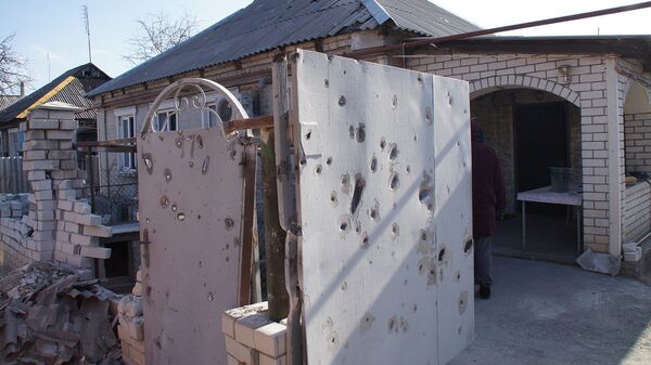 Обстрел жилого сектора в Донбассе. Архивное фото
