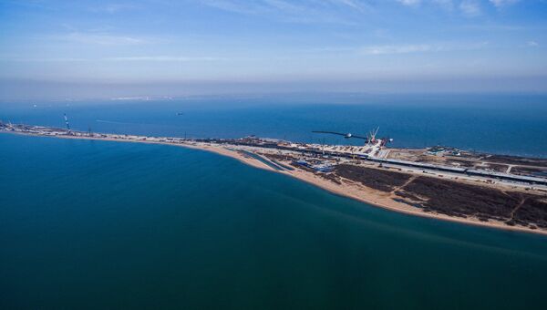 Строительство транспортного перехода через Керченский пролив на острове Тузла в Азовском море. Архивное фото