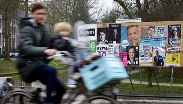 Предвыборная агитация на улице Утрехта, Нидерланды