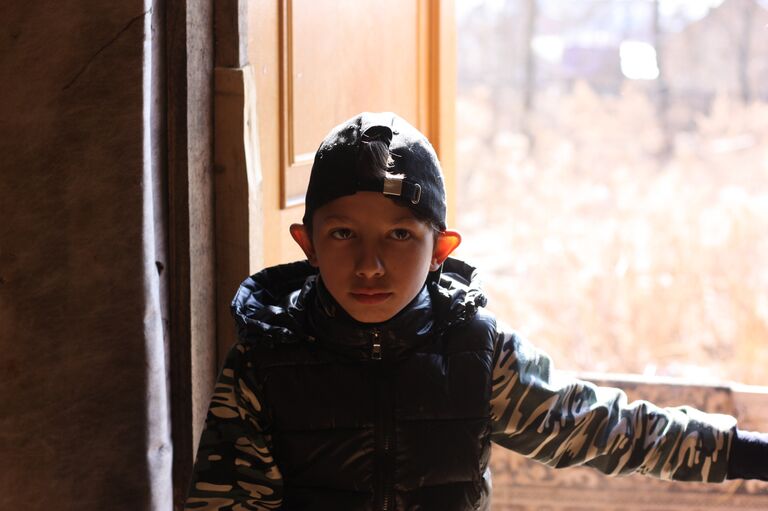 Внук цыганки Любови Пануш в тульском поселке Плеханово