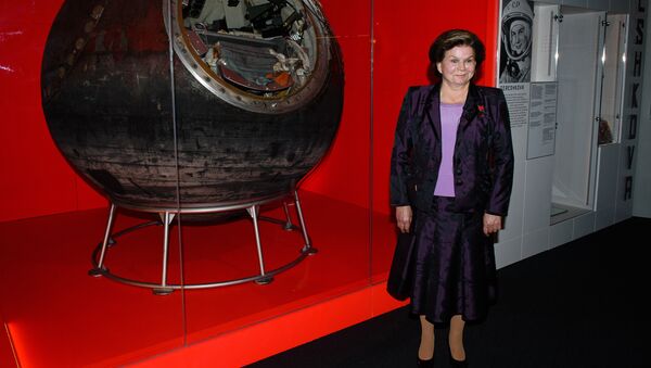 Первая женщина-космонавт Валентина Терешкова в Музее науки в Лондоне. Архивное фото