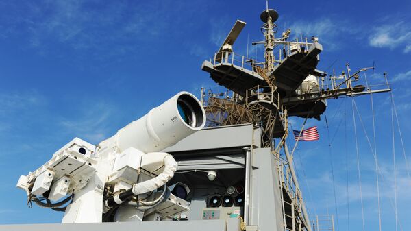 Лазерная пушка, установленная на борту корабля USS Ponce. Архивное фото