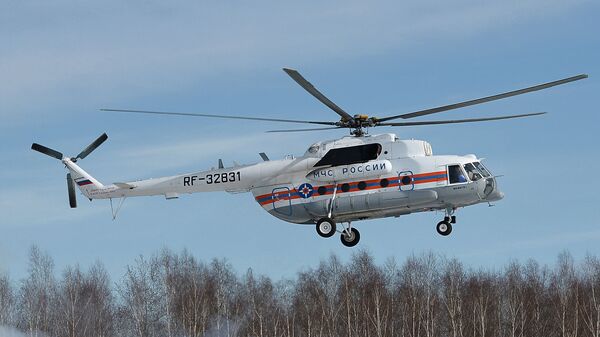 Вертолет Ми-8 МЧС России. Архивное фото
