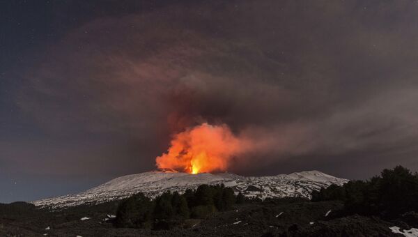 Извержение вулкана Этна. Архивное фото
