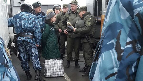 Федеральная служба исполнения наказаний РФ передает правоохранительным органам Украины 12 осужденных граждан Украины. 17 марта 2017