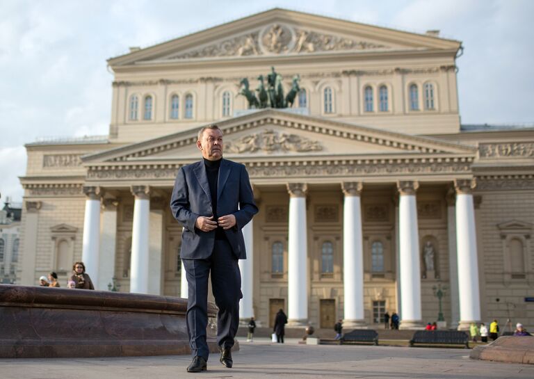 Директор Государственного академического Большого театра России Владимир Урин на Театральной площади