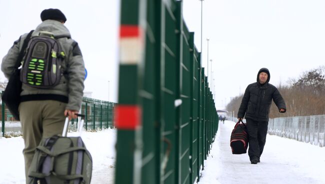 Пункт пропуска Нехотеевка на российско-украинской границе в Белгородской области. Архивное фото