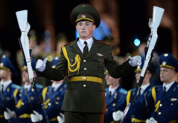Сводный военный оркестр войск национальной гвардии на фестивале Спасская башня - 2016