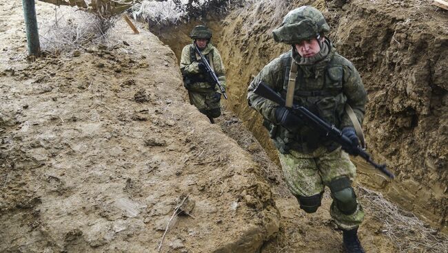 Военнослужащие на учениях ВДВ. Архивное фото