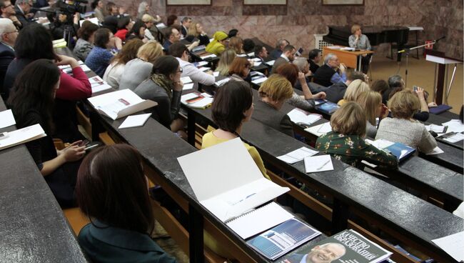 Медиаобразование в педагогической сфере: опыт и новые подходы к управлению
