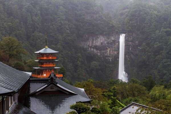 Водопад Нати-но таки в Японии