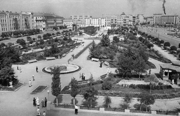 Площадь им. В. И. Ленина в Сталинграде