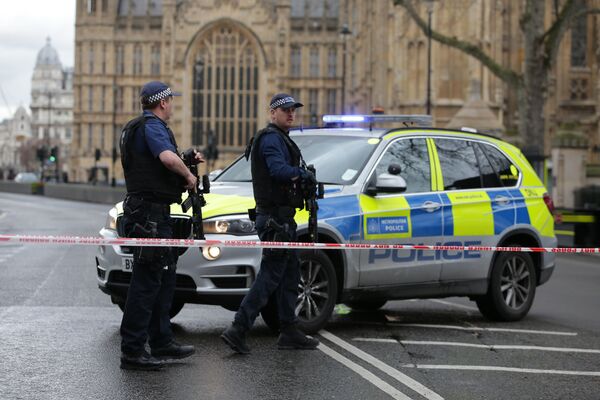 Полицейские у здания Парламента в Лондоне