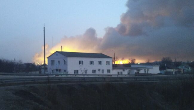 Пожар на складе боеприпасов в городе Балаклея Харьковской области. Архивное фото