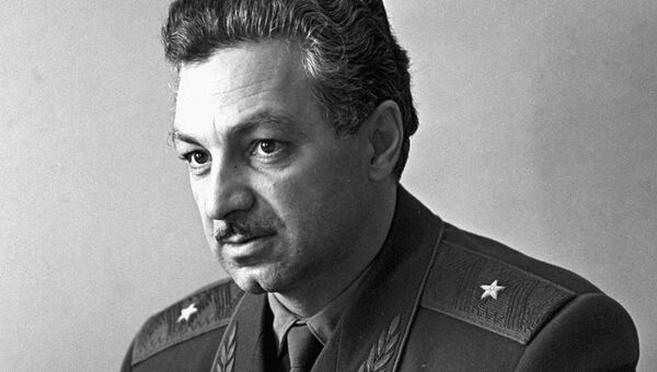 Генерал-майор Степан Микоян. Архивное фото