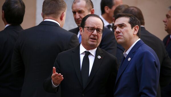 Премьер-министр Греции Алексис Ципрас и президент Франции Франсуа Олланд на встрече лидеров Евросоюза в Риме, 25 марта 2017
