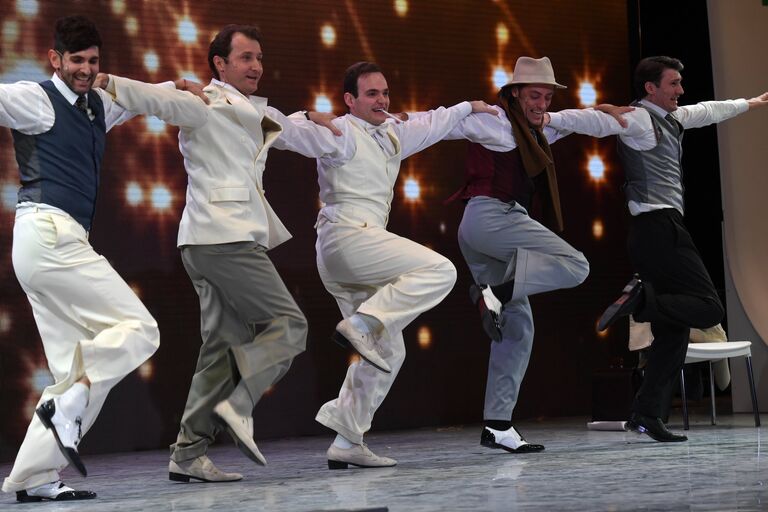 Выступление артистов театра Московская оперетта в рамках общегородской акции Ночь театров в Москве Выступление артистов театра Московская оперетта в рамках общегородской акции Ночь театров в Москве