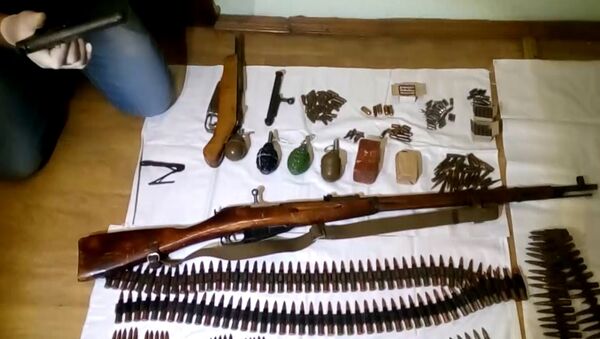 Оружие и боеприпасы, найденные в ходе обысков у членов преступной группы, занимавшейся незаконным оборотом оружия на территории РФ