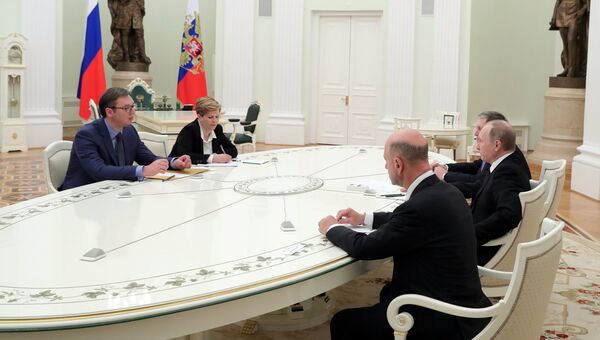 Президент РФ Владимир Путин и председатель правительства Сербии Александр Вучич во время встречи. 27 марта 2017