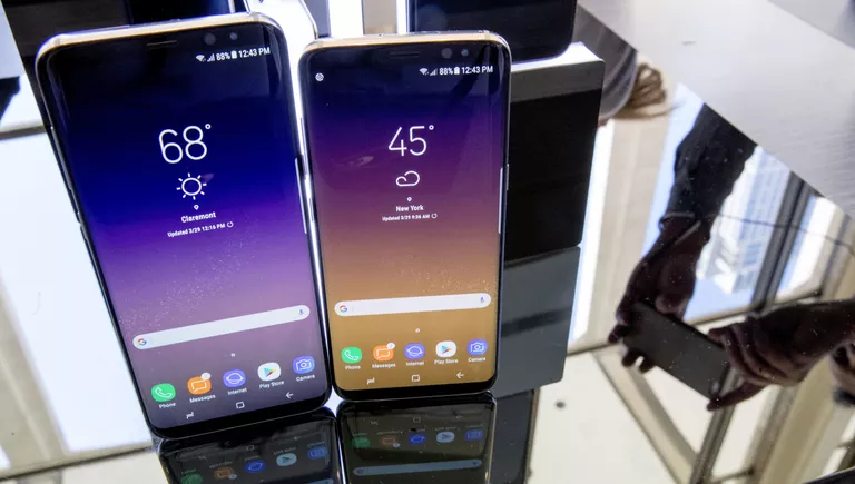 Samsung S8 и S8+ на презентации в Нью-Йорке Samsung S8 и S8+ на презентации в Нью-Йорке