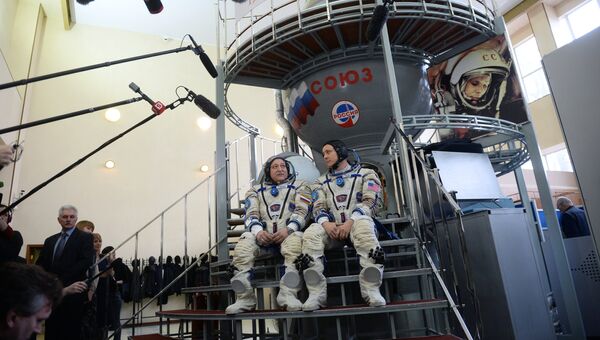 Космонавт Роскосмоса Федор Юрчихин и космонавт НАСА Джек Фишер в Центре подготовки космонавтов имени Ю.А. Гагарина