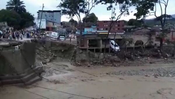 Более 250 погибших в результате наводнения в Колумбии. Кадры с места ЧП