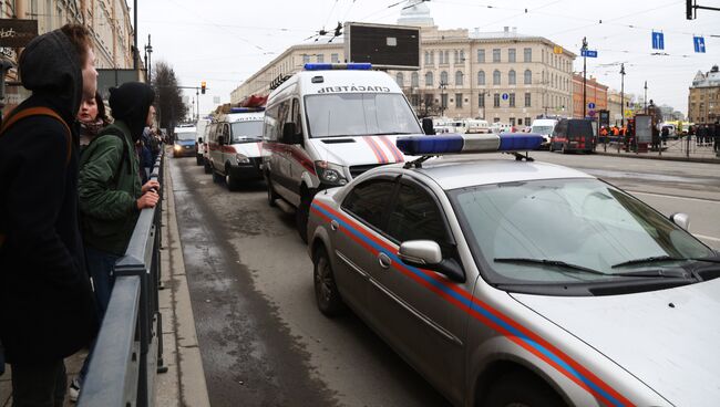 У станции метро Технологический институт в Санкт-Петербурге, где произошел взрыв