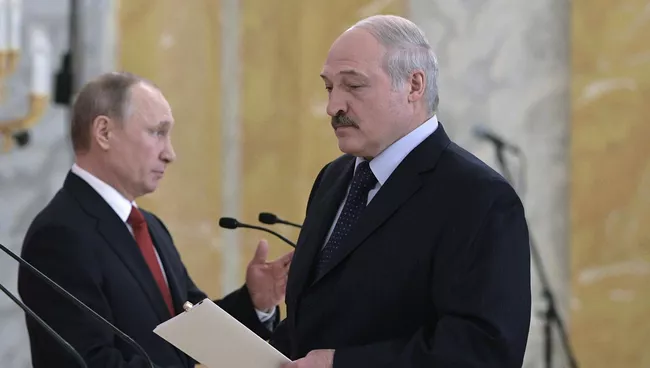 Президент РФ Владимир Путин и президент Белоруссии Александр Лукашенко. Архивное фото
