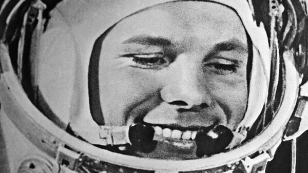 Юрий Гагарин, лётчик-космонавт СССР, первый человек в мировой истории, совершивший полёт в космическое пространство на корабле Восток-1 12 апреля 1961 года