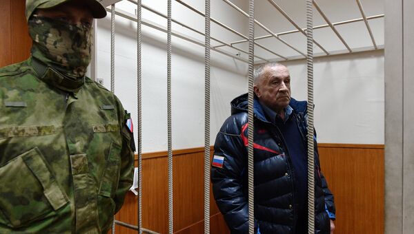 Бывший глава Удмуртии Александр Соловьев в Басманном суде. Архивное фото