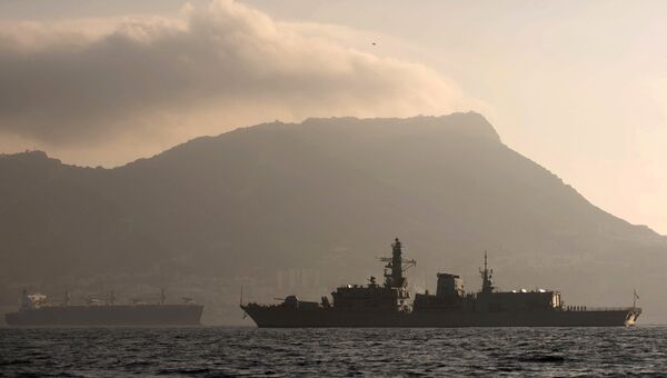 Фрегат британских королевских ВМС HMS Westminste в водах Гибралтара. Архивное фото