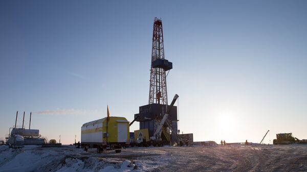 Нефтяная компания Роснефть приступила к бурению скважины Центрально-Ольгинская-1