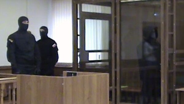 Арсен Мардалейшвили (справа) на заседании в Московском городском суде по делу о шпионаже