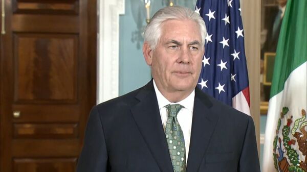 Тиллерсон призвал РФ пересмотреть отношение к Асаду из-за химатаки в Идлибе Тиллерсон призвал РФ пересмотреть отношение к Асаду из-за химатаки в Идлибе
