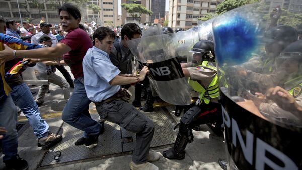 Столкновения в Венесуэле. Архивное фото