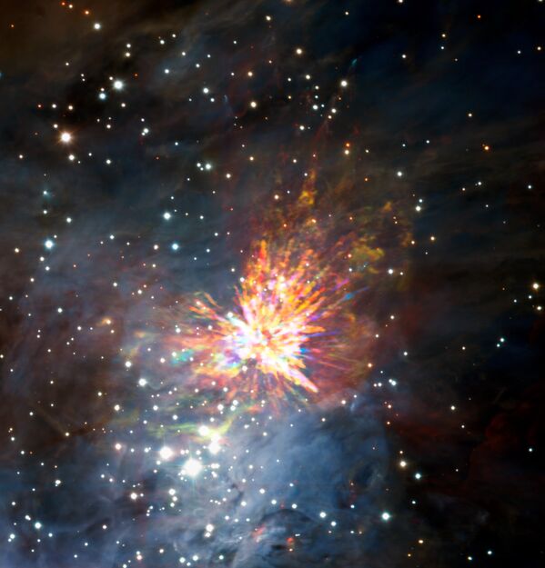 Фотография рождения звезды в созвездии Ориона