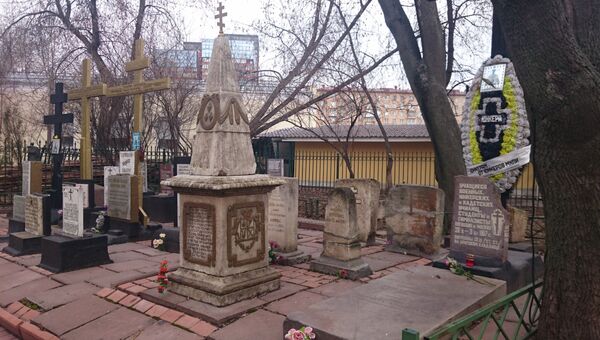 Мемориальное Братское кладбище в Москве