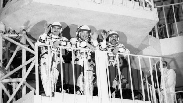 Члены советско-индийского космического экипажа