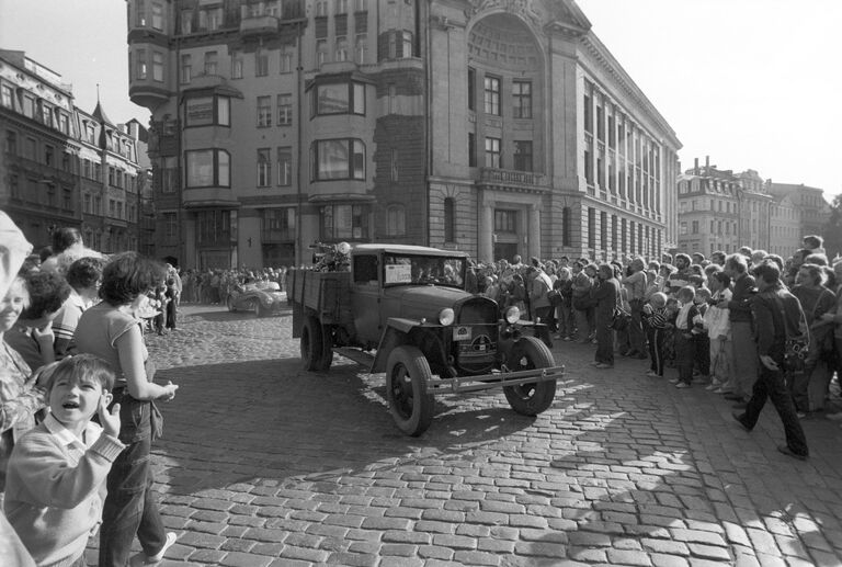 Грузовой автомобиль ГАЗ-ММ Грузовой автомобиль ГАЗ-ММ