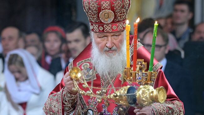 Пасхальное богослужение в храме Христа Спасителя