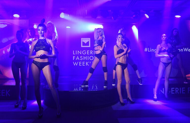 Выставка модного белья, купальников и домашней одежды Lingerie Fashion Week весна 2017. День второй