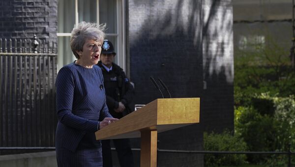 Премьер-министр Великобритании Тереза Мэй во время объявления даты всеобщих выборов, назначенных на 8 июня. 18 апреля 2017 года