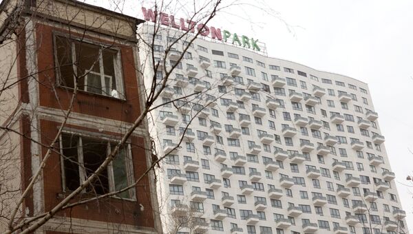 Снос жилого пятиэтажного дома на улице Народного ополчения в Москве. Архивное фото