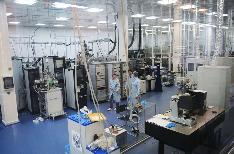 Чистая зона в Курчатовском центре синхротронных исследований