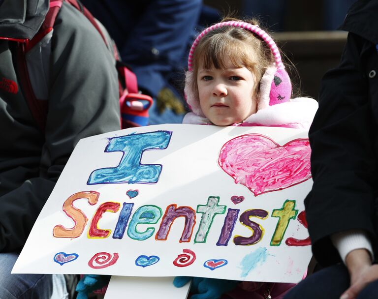 Марш в поддержку науки в Денвере, США