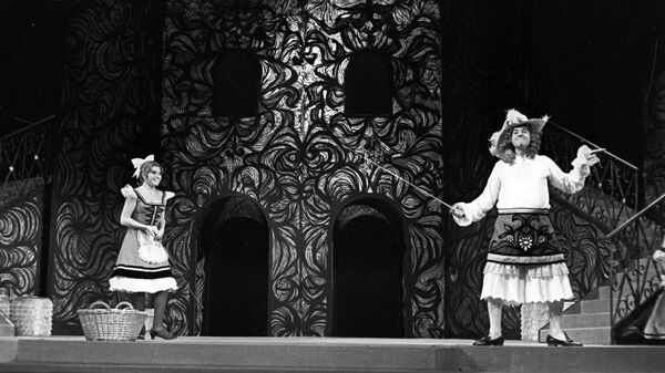 Спектакль Мещанин во дворянстве в Театре имени Вахтангова