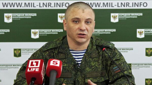 Официальный представитель Народной милиции ЛНР подполковник Андрей Марочко 